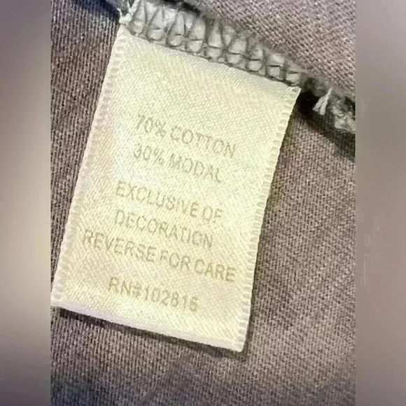 Garnet Hill size XS gray floral appliqué embellished scoop neck Tshirt top boho - Picture 6 of 8